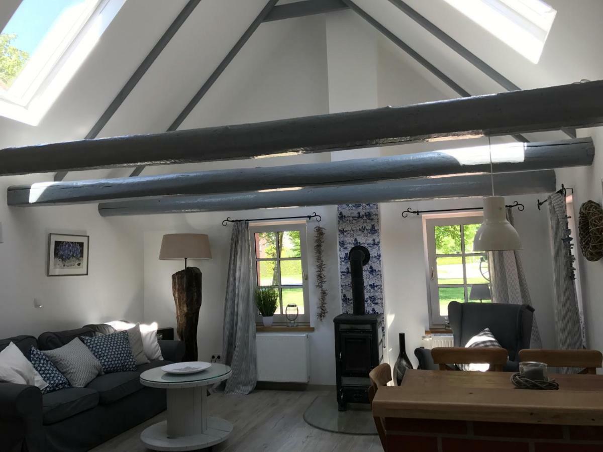 Ferienhaus Wattwurm Rysum Buitenkant foto
